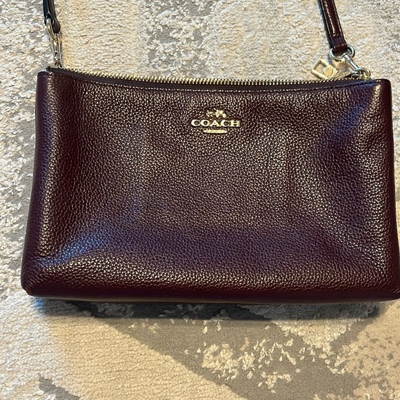 Coach chocolate brown double pocket purse - Picture 1 of 6